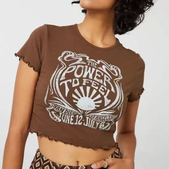 NWT Ardene Cropped Graphic Tee Lettuce trim Brown - S - Picture 1 of 10